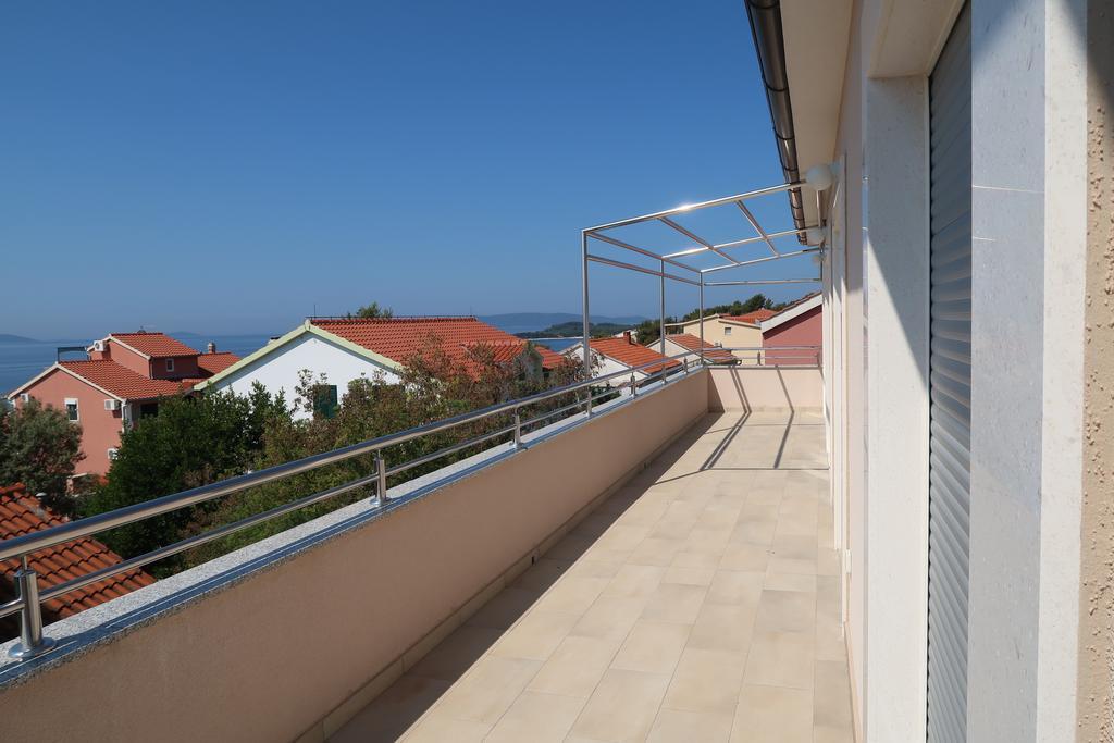 Villa Sunshine Traù Esterno foto