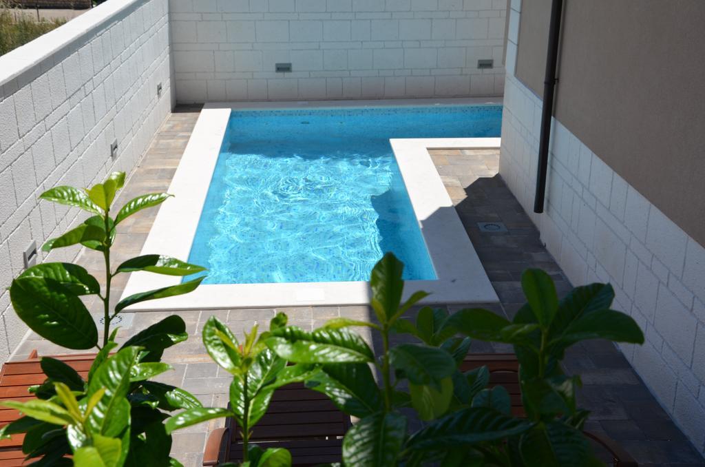 Villa Sunshine Traù Esterno foto